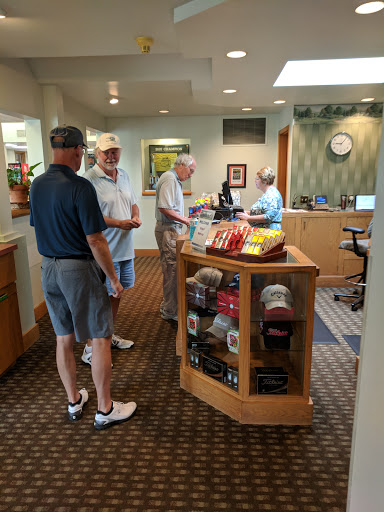 Golf Course «Dwan Golf Club», reviews and photos, 3301 W 110th St, Bloomington, MN 55431, USA