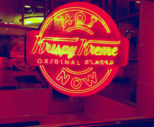 Bakery «Krispy Kreme Doughnuts», reviews and photos, 201 N Veterans Pkwy, Bloomington, IL 61704, USA