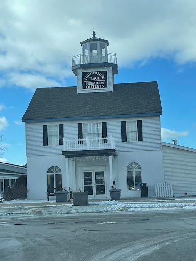 Shopping Mall «Lighthouse Place Premium Outlets», reviews and photos, 601 Wabash St, Michigan City, IN 46360, USA