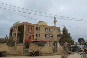 Ali Askari Mosque مزگەوتی علی عەسکەری image