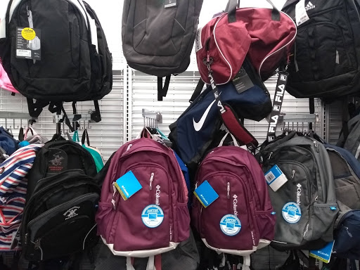 Clothing Store «Ross Dress for Less», reviews and photos, 3203 N State Rd 7, Lauderdale Lakes, FL 33319, USA