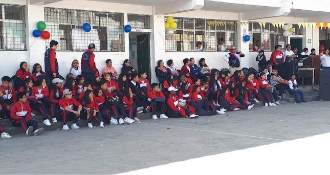 Colegio Ligdano Chavez - Escuela