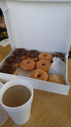 Donut Shop «Shipley Do-Nuts», reviews and photos, 501 E Abram St, Arlington, TX 76010, USA