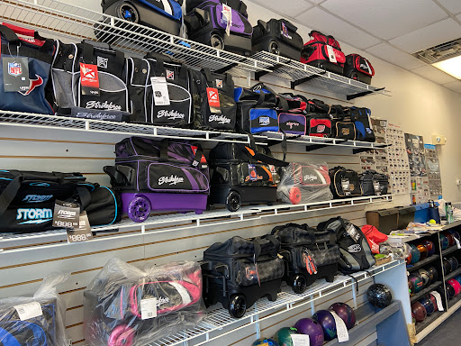 Bowling Supply Shop «Off 7 Bowling Pro Shop», reviews and photos, 46839 Maple Leaf Pl #180, Sterling, VA 20164, USA
