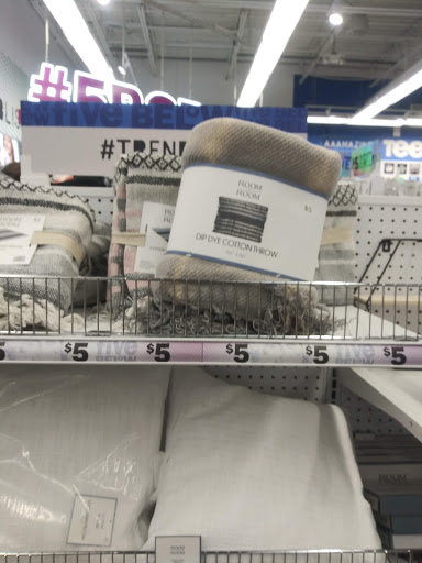 Variety Store «Five Below», reviews and photos, 300 Marketplace Blvd, Hamilton Township, NJ 08691, USA