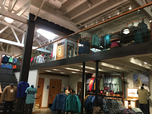 Clothing Store «Patagonia Santa Monica», reviews and photos, 1344 4th St, Santa Monica, CA 90405, USA