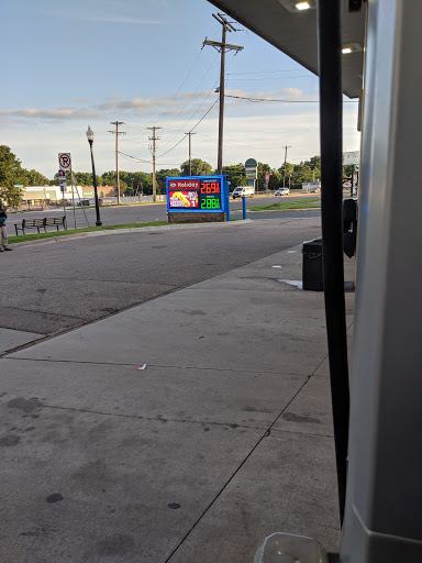 Convenience Store «Holiday Stationstores», reviews and photos, 4259 Central Ave NE, Columbia Heights, MN 55421, USA