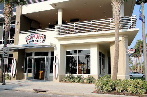 Clothing Store «Ron Jon Surf Shop», reviews and photos, 377 Mandalay Ave, Clearwater Beach, FL 33767, USA