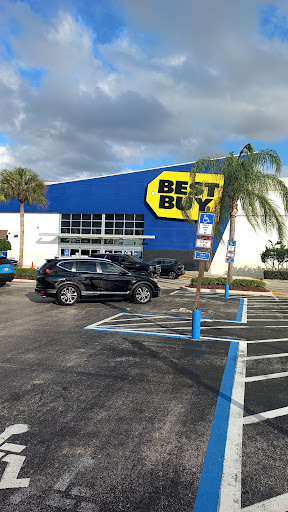 Electronics Store «Best Buy», reviews and photos, 2200 S University Dr, Davie, FL 33324, USA