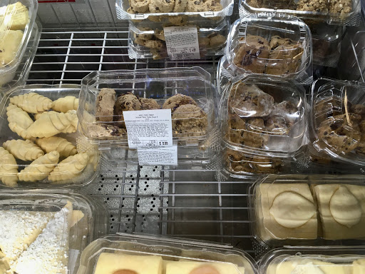 Grocery Store «Whole Foods Market», reviews and photos, 621 E Washington St, Petaluma, CA 94952, USA