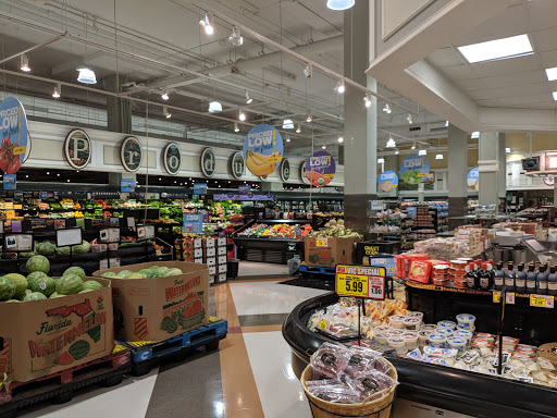 Grocery Store «Harris Teeter», reviews and photos, 12960 Highland Crossing Dr, Herndon, VA 20171, USA