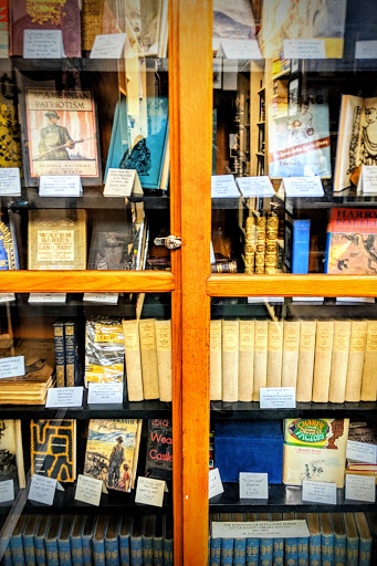 Used Book Store «B Street Books», reviews and photos, 301 S B St, San Mateo, CA 94401, USA