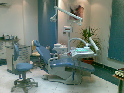 مركز د موافي للتقويم وعلاج الاسنان