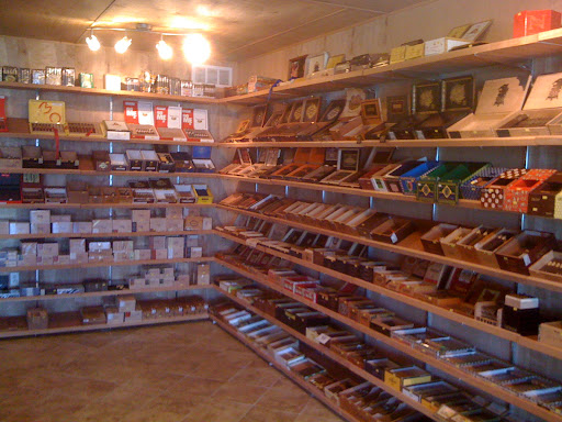 Tobacco Shop «Wallingford Tobacco», reviews and photos, 898 N Colony Rd, Wallingford, CT 06492, USA