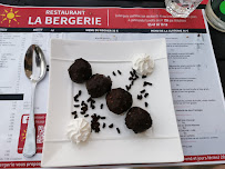 Truffe en chocolat du Restaurant français Restaurant La Bergerie 86340 à Nieuil-l'Espoir - n°9