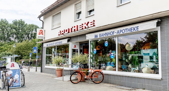 apoPark - Bahnhof-Apotheke Puchheim Lochhauser Str. 3, 82178 Puchheim, Deutschland