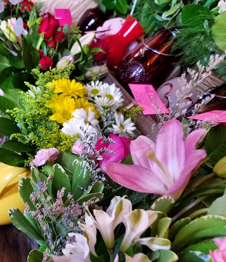 Florist «An Empty Vase», reviews and photos, 121 Lohmann St, Boerne, TX 78006, USA