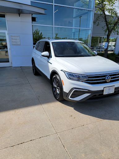 Volkswagen Dealer «Prime Volkswagen», reviews and photos, 784 Portland Rd, Saco, ME 04072, USA