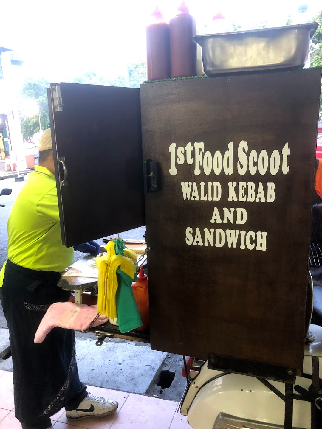 1st Food Scoot Walid Kebab and Sandwich