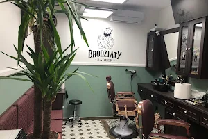 Brodziaty barber image