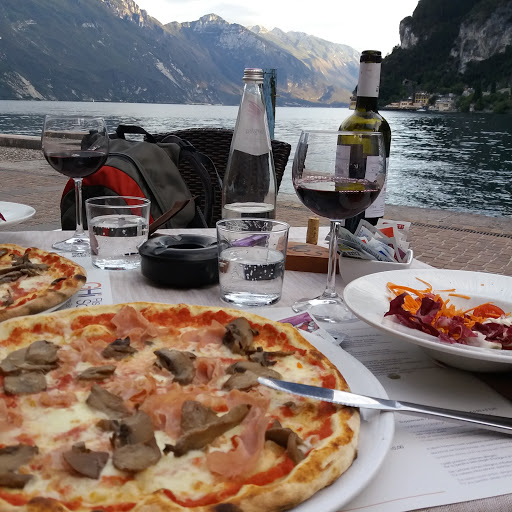 RistoPizza Hotel Primo Riva del Garda in Riva del Garda, Provincia Autonoma di Trento
