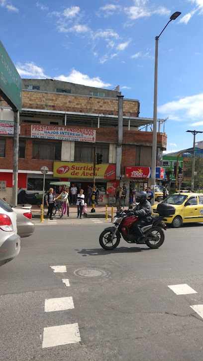 Surtidora De Aves Calle 76a #9329, Bogotá, Colombia