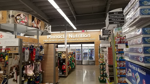 Pet Store «PetSmart», reviews and photos, 1580 Gateway Blvd, Fairfield, CA 94533, USA