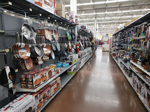 Department Store «Walmart Supercenter», reviews and photos, 3900 Fountain Square Pl, Waukegan, IL 60085, USA