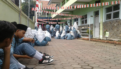 Madrasah Aliyah Al-Ishlah Cirebon