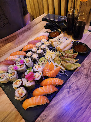 Petit Osaka Lyon 1er Opéra - Restaurant Japonais, Sushis, Poké Bowls à Hôtel de Ville à Lyon