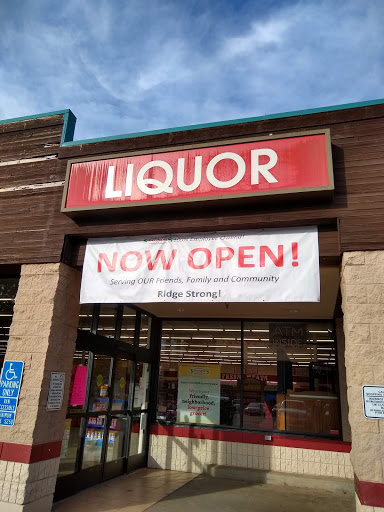 Grocery Store «Sav-Mor Foods», reviews and photos, 14001 Lakeridge Cir, Magalia, CA 95954, USA