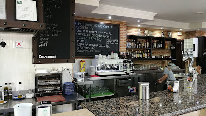Información y opiniones sobre Cafe Bar Montezzito de Granada