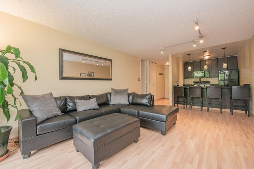 Mosaik Real Estate image