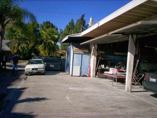 Auto Body Shop «Collision Auto Repair Specialist», reviews and photos, 184 N Meridith Ave, Pasadena, CA 91106, USA
