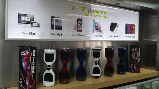 Electronics Store «I-Town Store», reviews and photos, 217 SE 1st St, Miami, FL 33131, USA