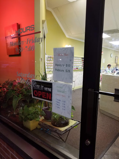 Shopping Mall «Rye Ridge Shopping Center», reviews and photos, 142 S Ridge St, Rye Brook, NY 10573, USA