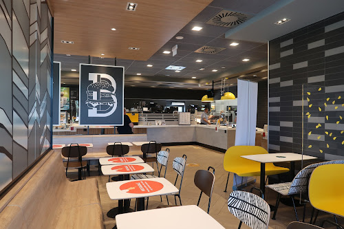 restauracje Restauracja McDonald's Tomaszkowo