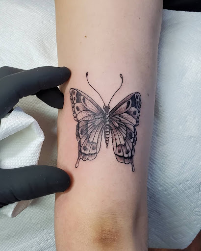 Explore pearl tattoo ideas, creative tattoo ideas in Reno, available at Evolution Tattoo