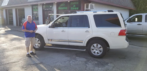 Car Detailing Service «Perfection Auto & Detailing», reviews and photos, 914 E Oakland Ave, Bloomington, IL 61701, USA