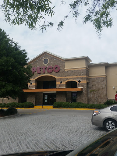 Pet Supply Store «Petco Animal Supplies», reviews and photos, 1015 Fording Island Rd, Bluffton, SC 29910, USA