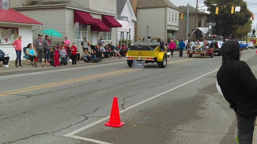 Dessert Shop «Honey Creme Donut Shop», reviews and photos, 514 Vincennes St, New Albany, IN 47150, USA