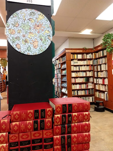 Second hand bookshops in Montreal