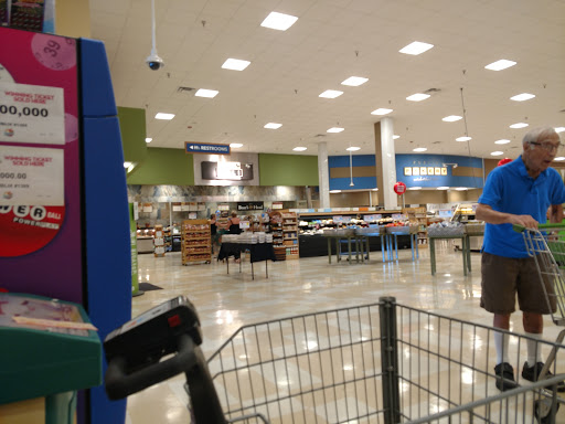 Supermarket «Publix Super Market at Belleair Bluffs», reviews and photos, 2770 W Bay Dr, Belleair Bluffs, FL 33770, USA