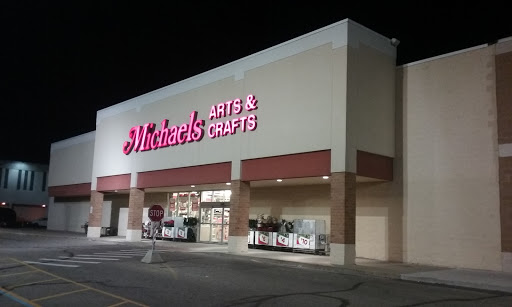 Craft Store «Michaels», reviews and photos, 540 Frandor Ave, Lansing, MI 48912, USA