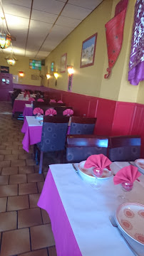 Atmosphère du Restaurant de spécialités d'Afrique du Nord Le Roi du Couscous à Armentières - n°9