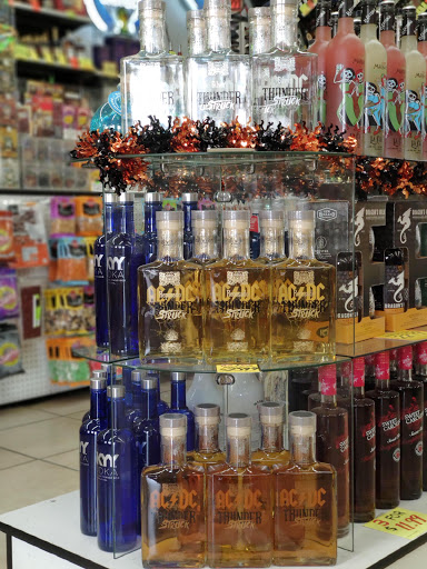 Liquor Store «Tic Tac Liquor Store», reviews and photos, 10703 La Mirada Blvd, Whittier, CA 90604, USA