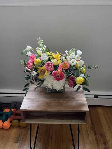 Florist «Floras Avenue», reviews and photos, 233 Main St, Huntington, NY 11743, USA