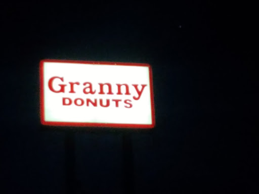 Donut Shop «Granny Donuts», reviews and photos, 1555 S Robert St, St Paul, MN 55118, USA
