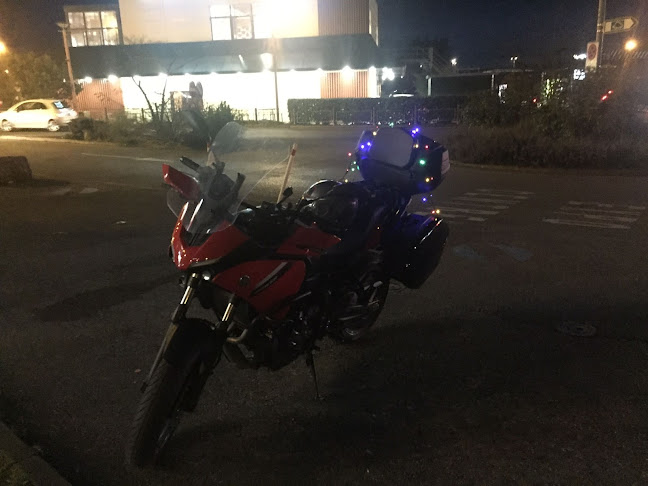 Rezensionen über Parking moto du Centre Commercial En Chamard in Yverdon-les-Bains - Parkhaus