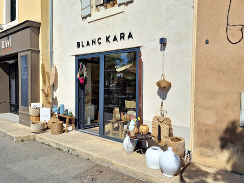 Magasin d'ameublement et de décoration Blanc Kara Concept Store L'Isle-sur-la-Sorgue